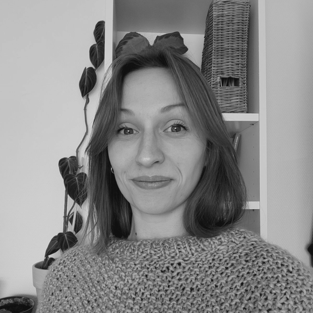 Camille Hue IR Share Camille Hue IR Share